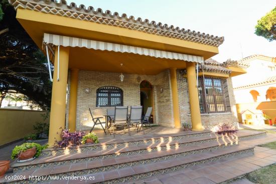 Chalet a 300 metros del mar, playa La Barrosa - CADIZ