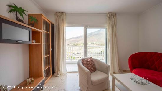 Un apartamento con magníficas vistas en Adeje - SANTA CRUZ DE TENERIFE