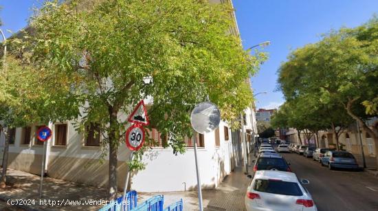 Bajos OKUPADOS en calle Jordi, Can Capes. - BALEARES