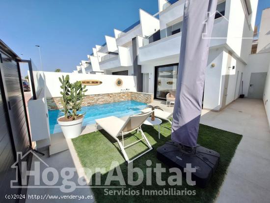 ¡EXCELENTE UBICACIÓN! CHALET CON PISCINA PRIVADA Y 3 TERRAZAS - MURCIA