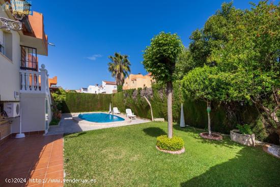 Fabuloso chalet en Urbanización El Carmelo (Ogíjares) - GRANADA