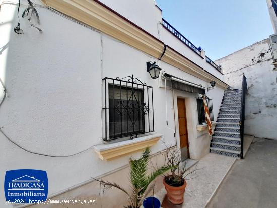 BARRIO SAN PEDRO, CASA DE UNA PLANTA CON AZOTEA PRIVADA - CADIZ