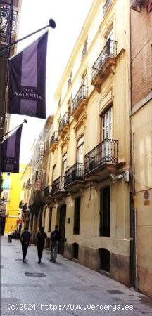 Se Vende Excelente Finca en Centro de Valencia. - VALENCIA