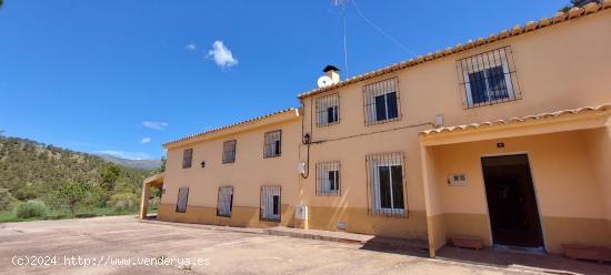 FINCA Y CASA RÚSTICA VIZCABLE NERPIO - ALBACETE