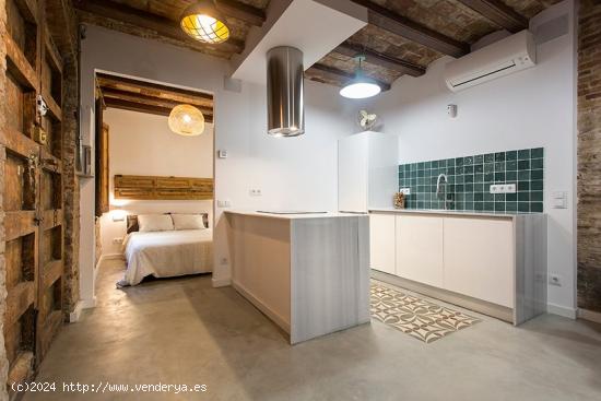 Fantástica vivienda con encanto a pocos metros de la playa - BARCELONA