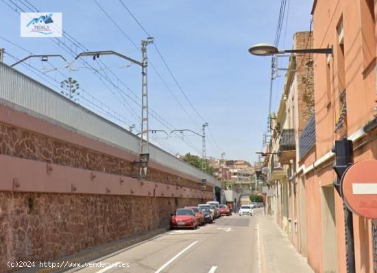 Venta Local Comercial en Sant Vicenç Dels Horts - Barcelona - BARCELONA