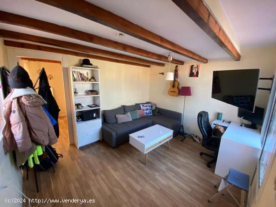  Apartamento entero de 1 dormitorio en L'Hospitalet de Llobregat - BARCELONA 