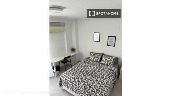 Habitación en piso compartido en valència - VALENCIA