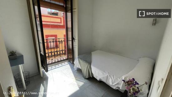 Habitación en piso compartido en Sevilla - SEVILLA