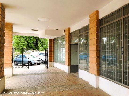  Local Comercial en Gelves - Sevilla - SEVILLA 