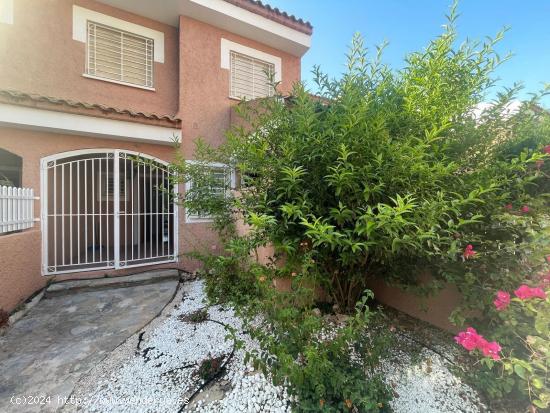 OPORTUNIDAD DE ADQUIRIR ESTE BUNGALOW EN LA ZONAS MAS COTIZADA DE SAN JUAN/ ALICANTE - ALICANTE