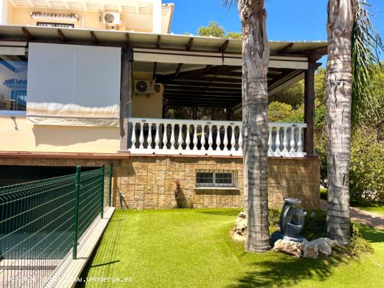 Espectacular Chalet Pareado en Venta - MALAGA