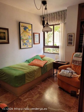 Piso en Venta en Altamira - Almería