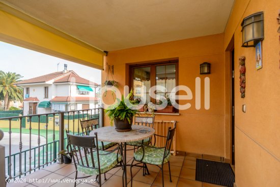 Casa en venta de 264 m² Urbanización Párroco Don José F. Teral, 33403 Avilés (Asturias)