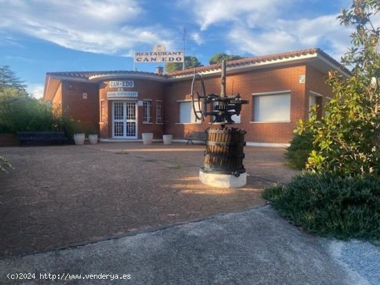  Finca con vivienda, restaurante y terreno en Bellaterra. 