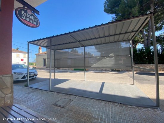 Vivienda y cafeteria en Santa Bárbara