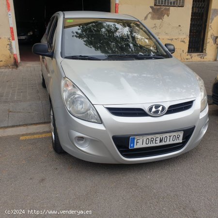 Hyundai i20 1.2 CLASSIC GASOLINA 5P - Barcelona