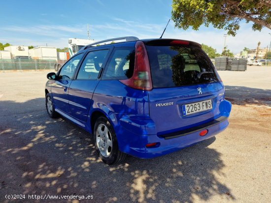 Peugeot 206 SW XS 14 HDI CERTIFICADO DE KILOMETROS Y CARROCERIA - Málaga