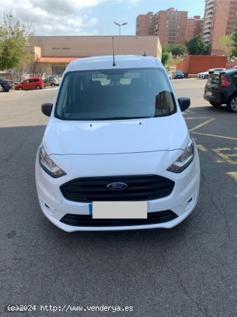  Ford Transit Connect Kombi trend de 2022 con 43.000 Km por 18.000 EUR. en Tarragona 