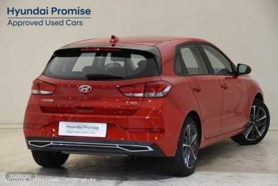 Hyundai i30 1.0 TGDI Klass 120 de 2023 con 15.211 Km por 20.070 EUR. en Sevilla