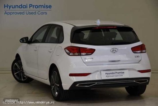 Hyundai i30 1.0 TGDI Klass 120 de 2023 con 12.851 Km por 20.070 EUR. en Sevilla