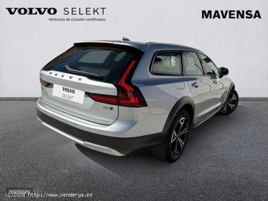 Volvo V 90 V90 Cross Country Pro, B4 AWD mild hybrid (diesel) de 2021 con 76.897 Km por 45.500 EUR. 