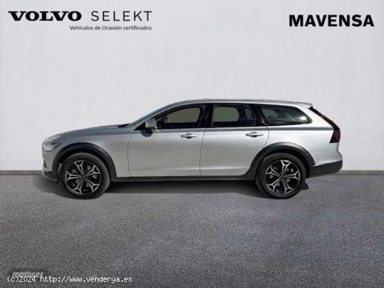 Volvo V 90 V90 Cross Country Pro, B4 AWD mild hybrid (diesel) de 2021 con 76.897 Km por 45.500 EUR. 