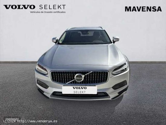 Volvo V 90 V90 Cross Country Pro, B4 AWD mild hybrid (diesel) de 2021 con 76.897 Km por 45.500 EUR. 