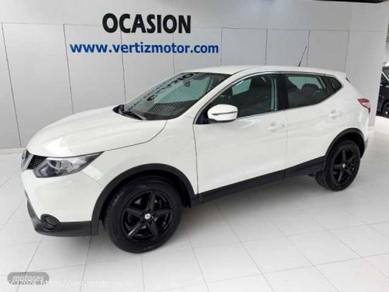 Nissan Qashqai 1.6dCi Visia 4x4-i Visia de 2016 con 107.000 Km por 17.500 EUR. en Guipuzcoa