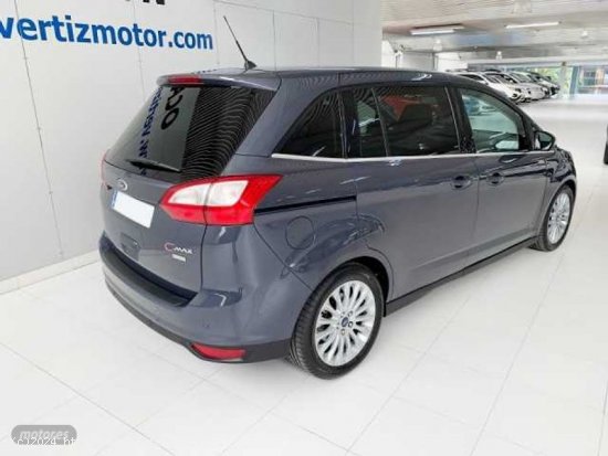 Ford Grand C-Max 1.0 Ecob. Auto-S&S Titanium 125cv de 2014 con 114.000 Km por 12.800 EUR. en Guipuzc