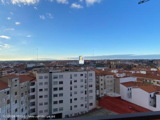 PISO EN VENTA CON 4 DORMITORIOS, 2 BAÑOS Y POSIBILIDAD DE PLAZA DE GARAJE EN PLENO CENTRO DE ZAMORA