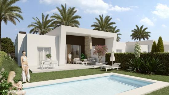 Villas pareadas de obra nueva en una planta con piscina privada - ALICANTE