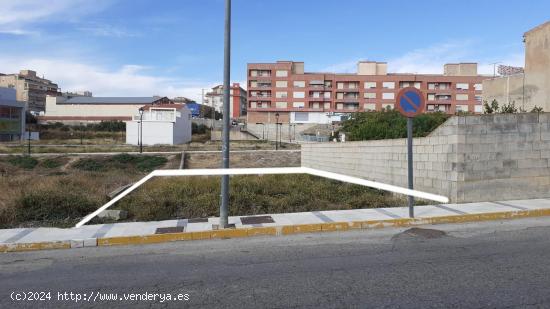 SOLAR URBANO EN OLULA DEL RÍO ( ALMERÍA ). - ALMERIA