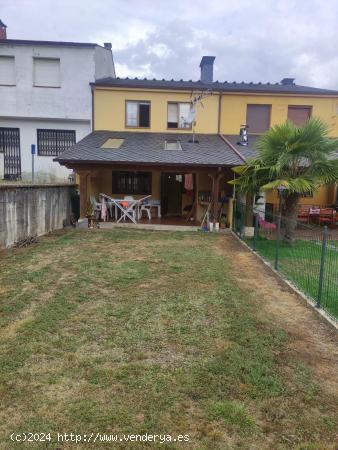 OPORTUNIDAD , ADOSADO EN VENTA EN VEGA DE ESPINAREDA - LEON