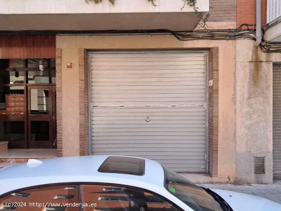  lOCAL COMERCIAL EN CALLE MASQUEFA EN IGUALADA - BARCELONA 