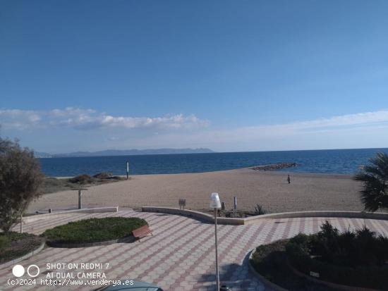 HABITACIÓN EN ALQUILER EN COSTACABANA - ALMERIA