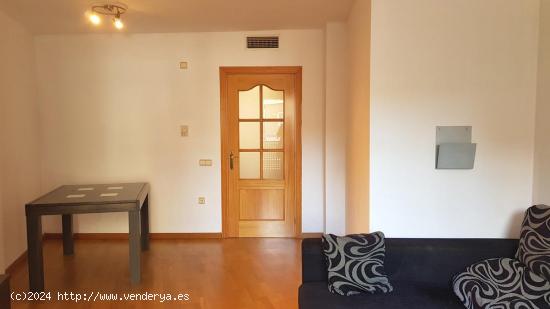 Agradable piso en el B. Poble Sec-Igualada  Pack piso+párquing  - BARCELONA