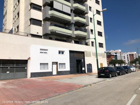  Local en venta en Santa Cristina - MALAGA 