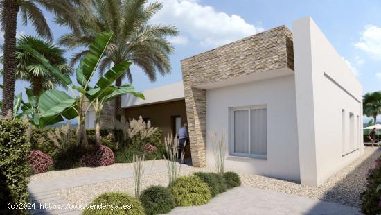 Chalet adosado de obra nueva en una planta con piscina privada en la Finca Golf de Algorfa - ALICANT