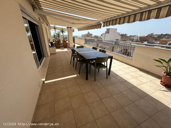 ATICO EN VENTA EN LA ZONA CENTRO CON GRAN TERRAZA - TARRAGONA