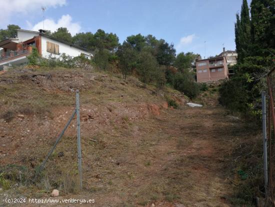  TERRENO IDEAL PARA CONSTRUIR - BARCELONA 