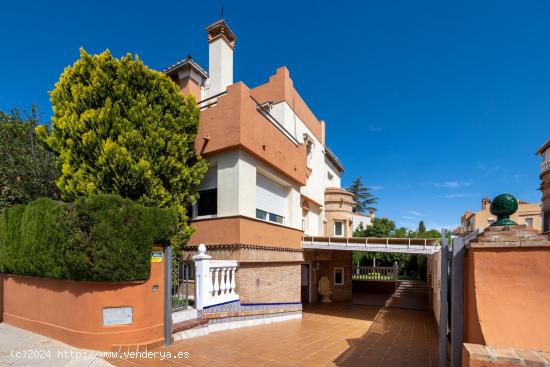 Fabuloso chalet en Urbanización El Carmelo (Ogíjares) - GRANADA