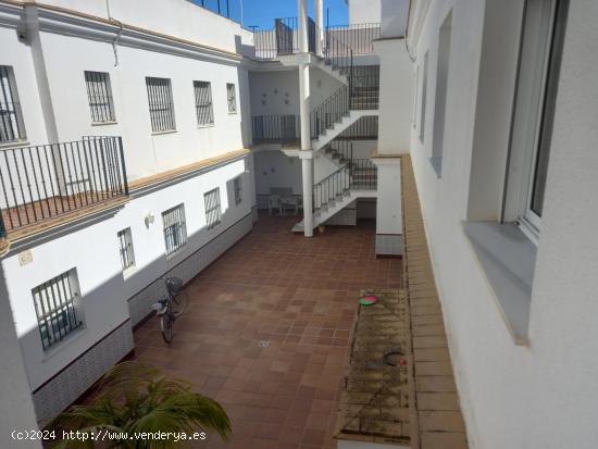  Coqueta vivienda disponible en alquiler vacacional... - CADIZ 