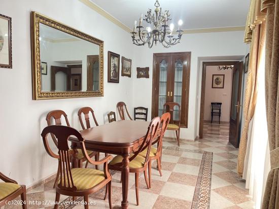 CASA EN EL CENTRO DE VILLANUEVA DE ALGAIDAS PUEDE SER TUYA¡¡¡¡¡¡¡ - MALAGA