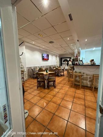 TRASPASO DE LOCAL COMERCIAL ZONA LA FLORIDA CON TERRAZA EN PLAZA licencia BAR CAFETERIA - ALICANTE