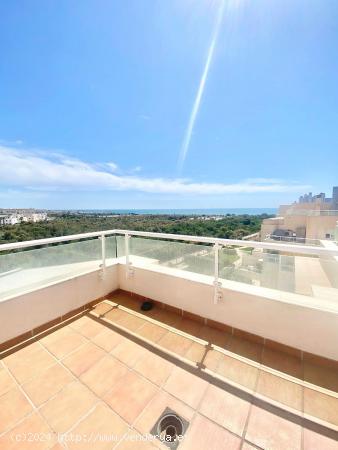 ATICO CON VISTAS AL MAR - ALMERIA