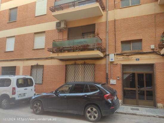  PLANTA BAJA REFORMADA CON PATIO -ZONA CENTRICA - ALBACETE 