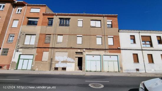 CASA EN LEON PARA REFORMAR ZONA DOCTOR FLEMING - LEON