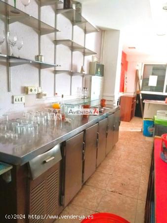 LOCAL ADAPTADO A RESTAURANTE EN PRIMERA LÍNEA. PUEDE HACERSE VIVIENDA. - MURCIA