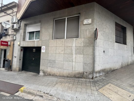  Plaza de aparcamiento en venta  en Manresa - Barcelona 